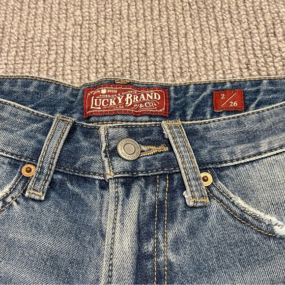 Lucky Brand The Boyfriend Short - Picture 5 of 10